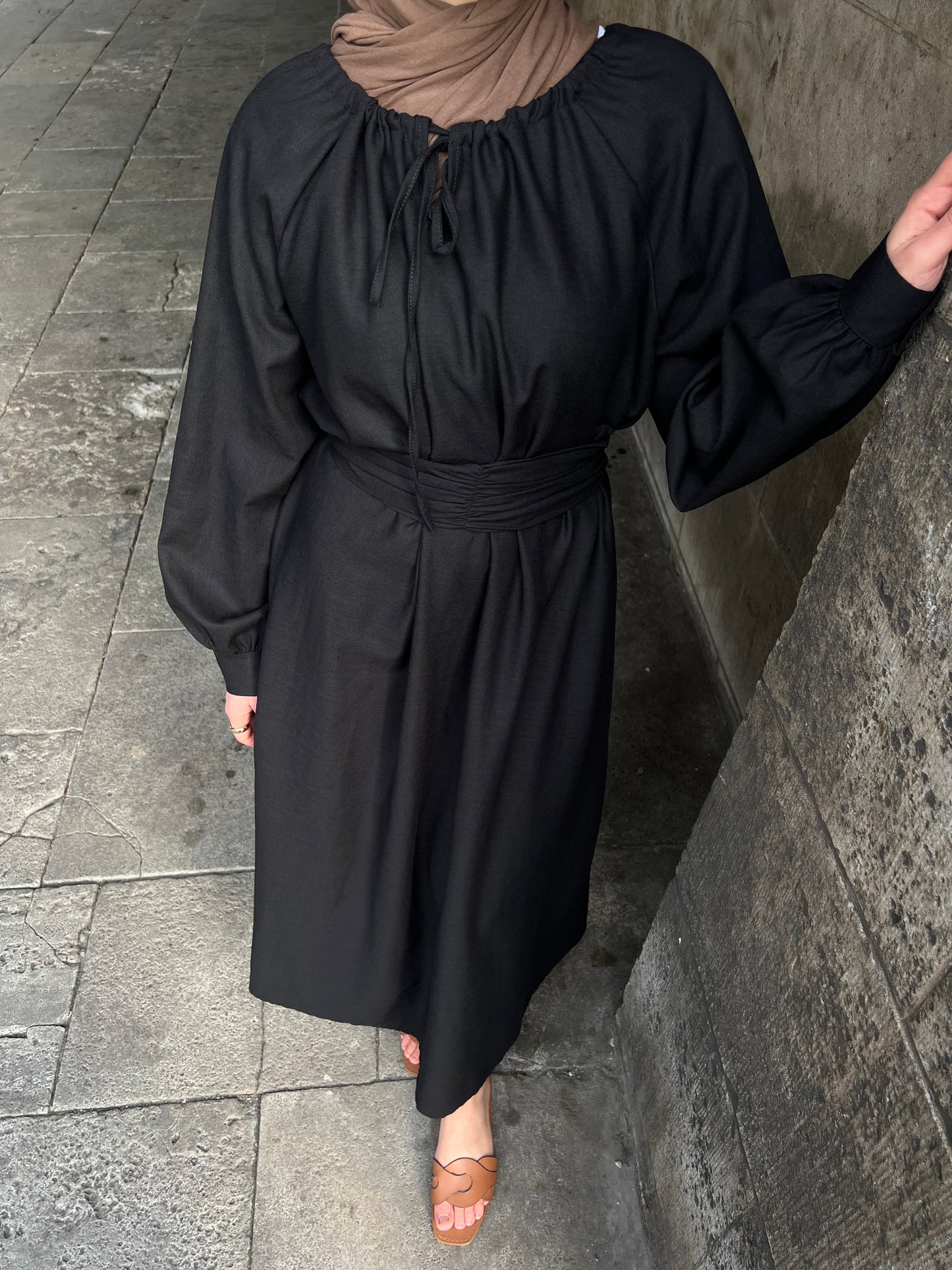 Noura Maxikleid in schwarz