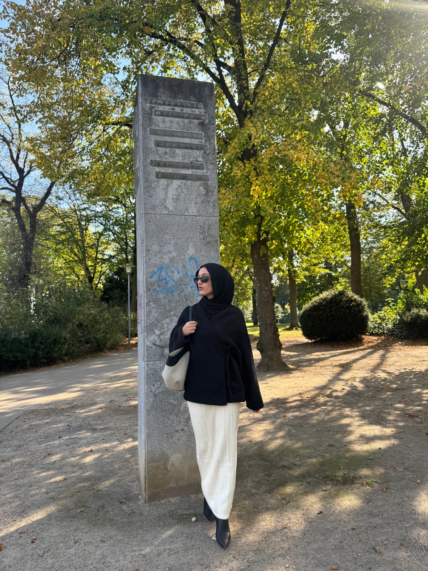Milan Jacke in schwarz