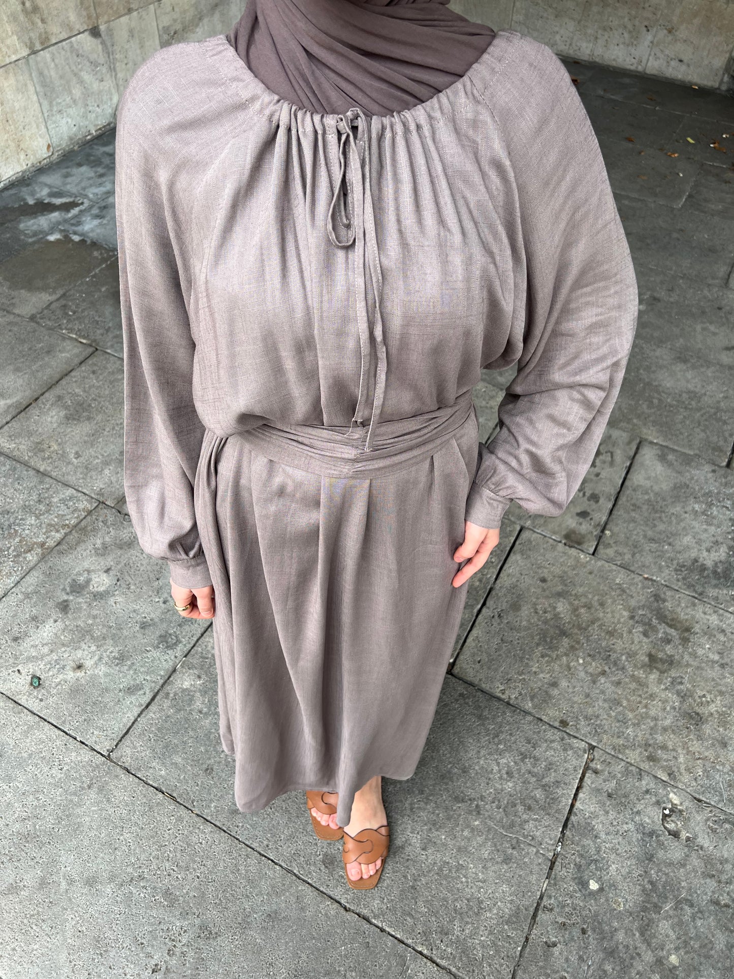 Noura Maxikleid in Taupe