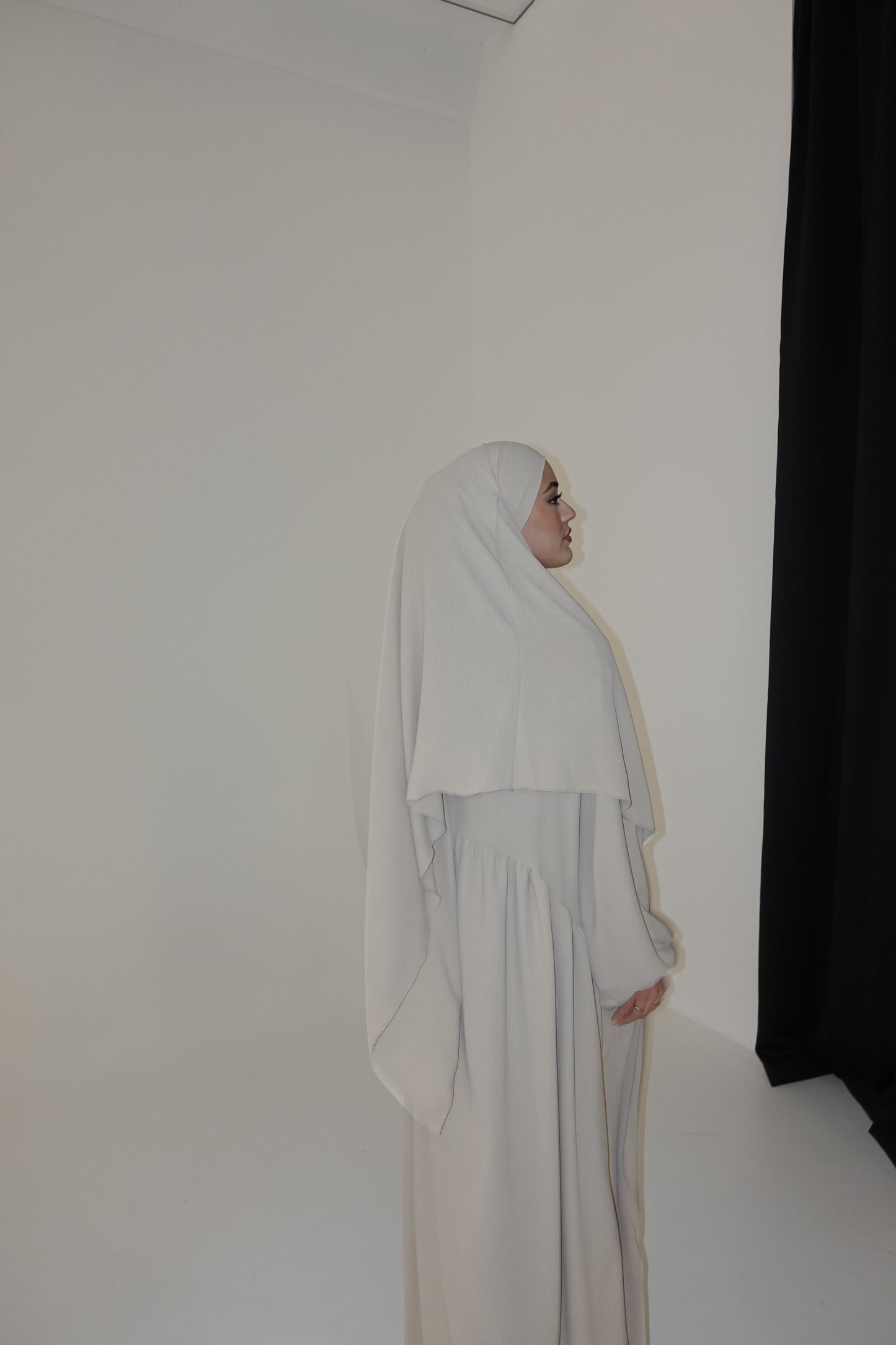 Noor in Beige