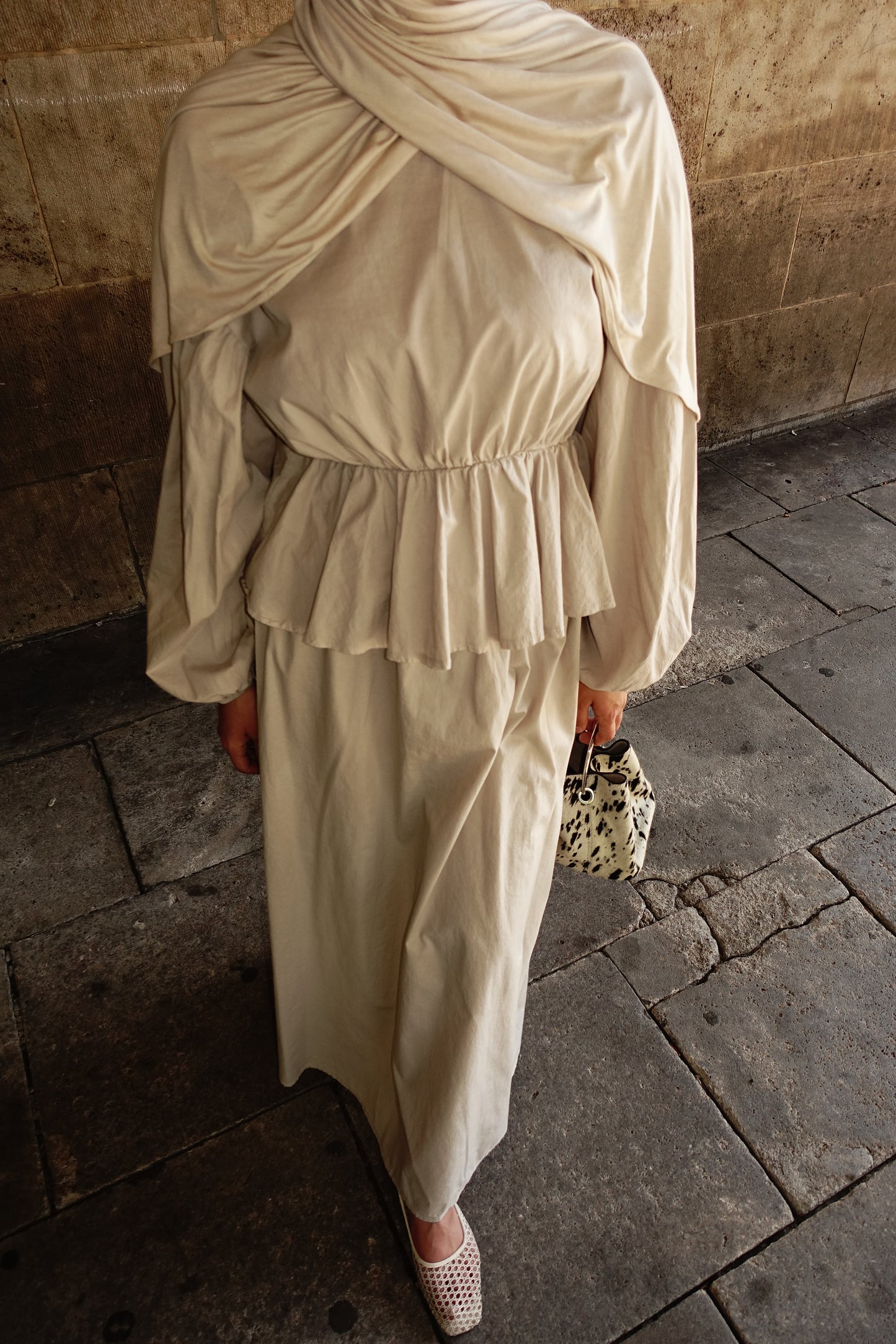 Ivory Zweiteiler in beige