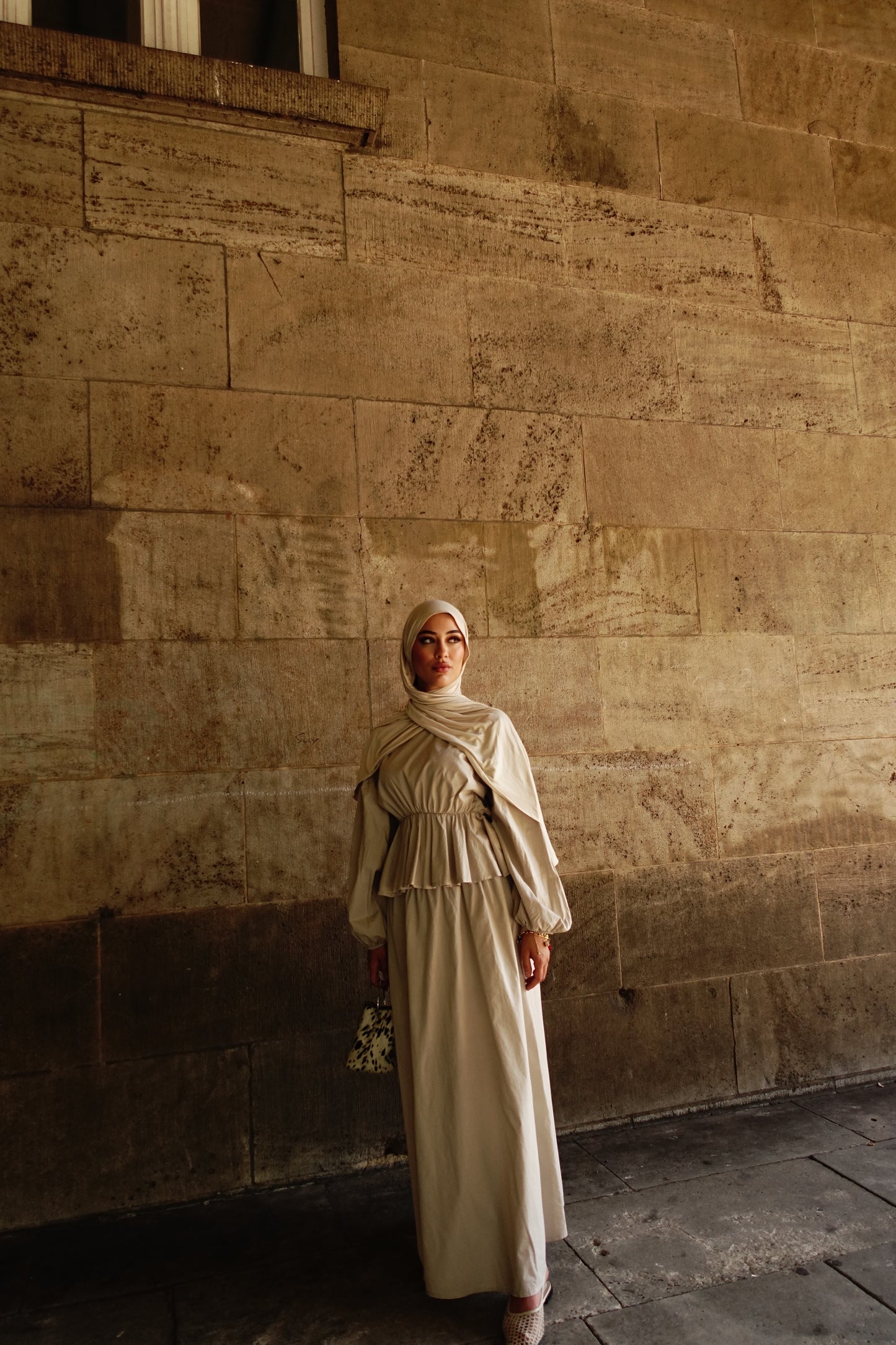 Ivory Zweiteiler in beige