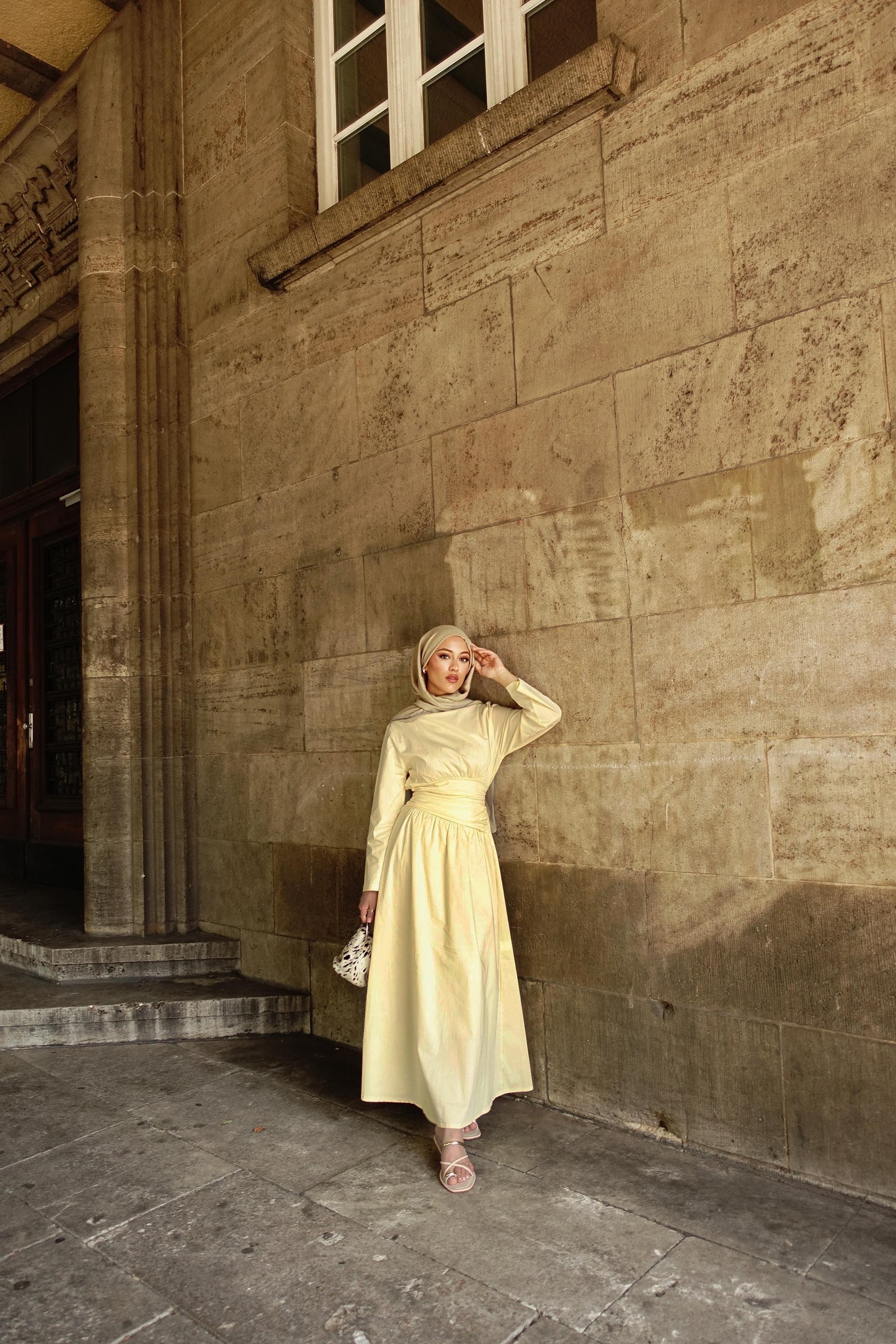 Aura Maxikleid in buttergelb