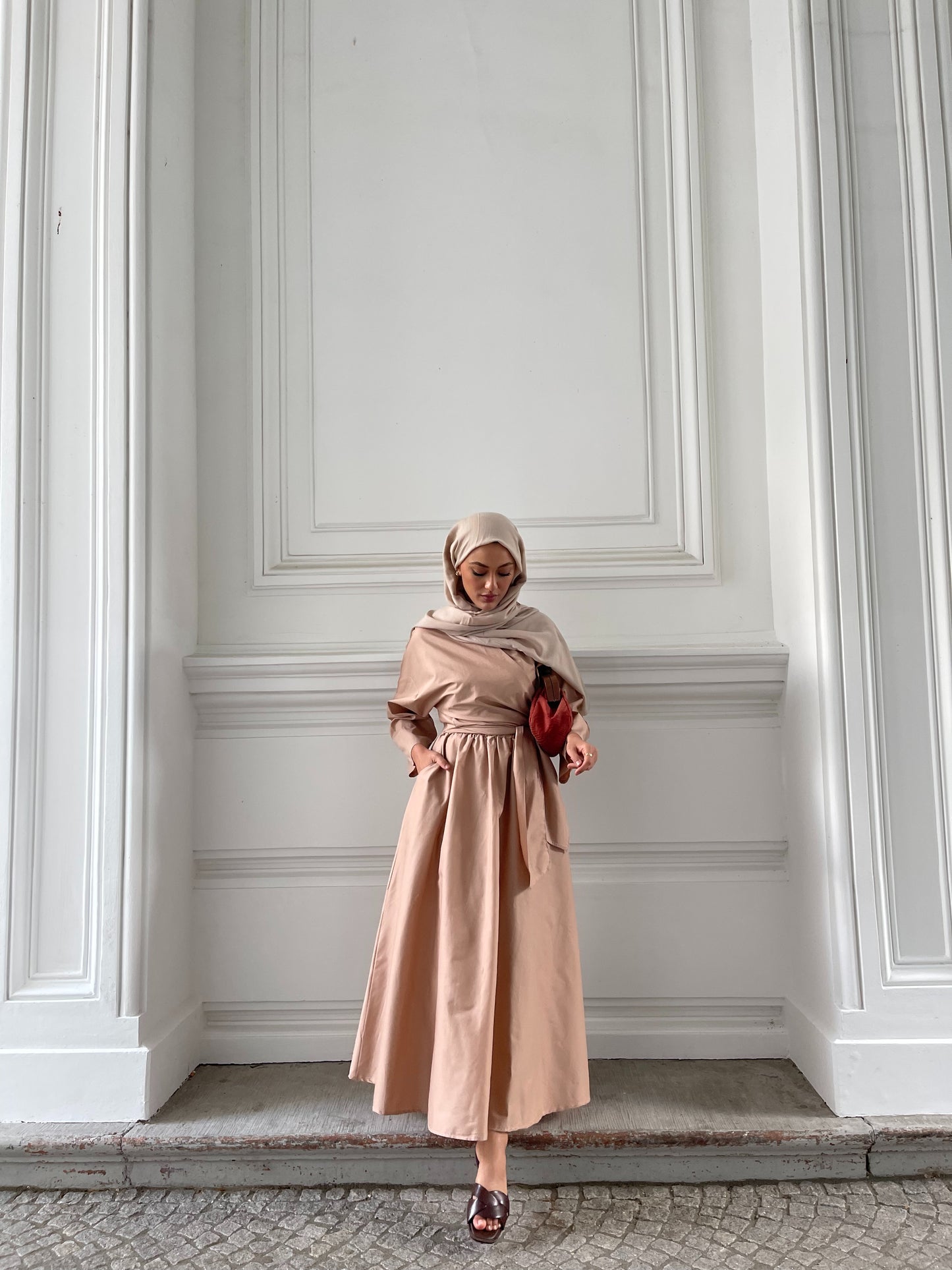 Daphne Set in Camel