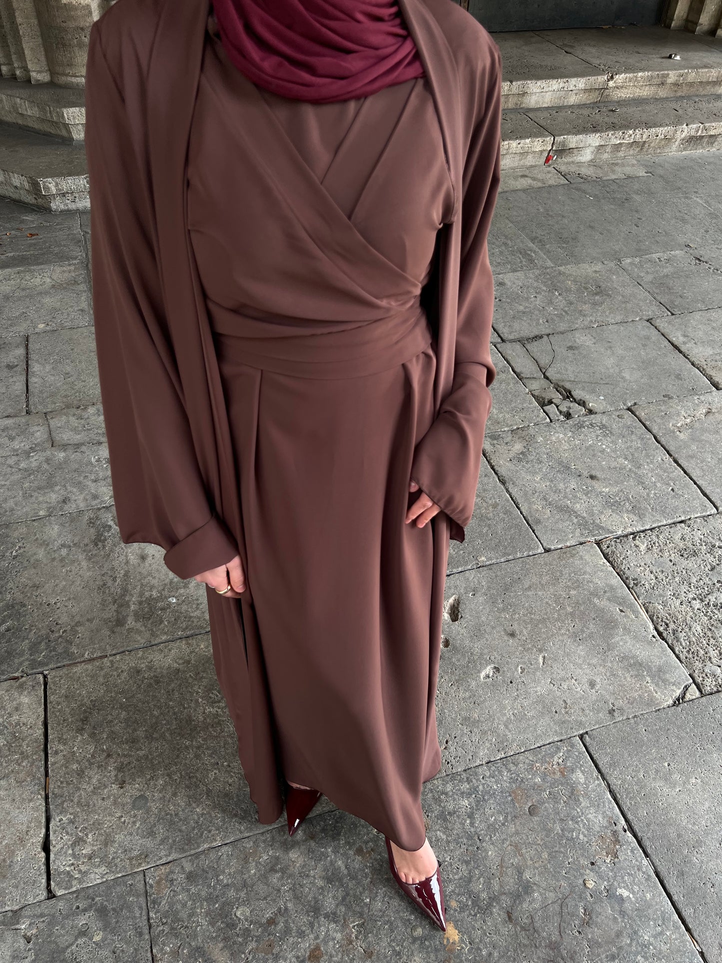 Zahara Abaya in braun