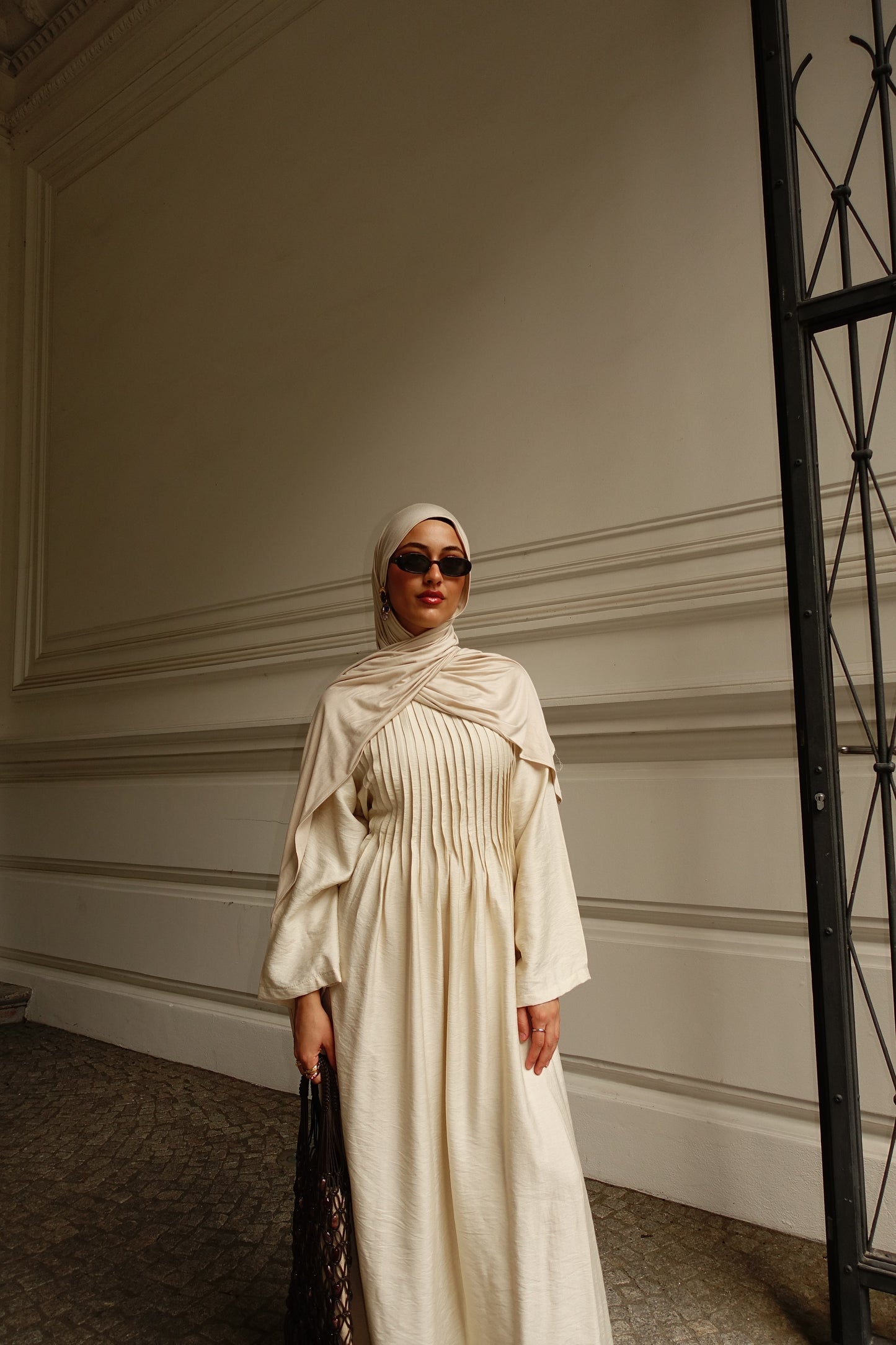 Elegance in creme