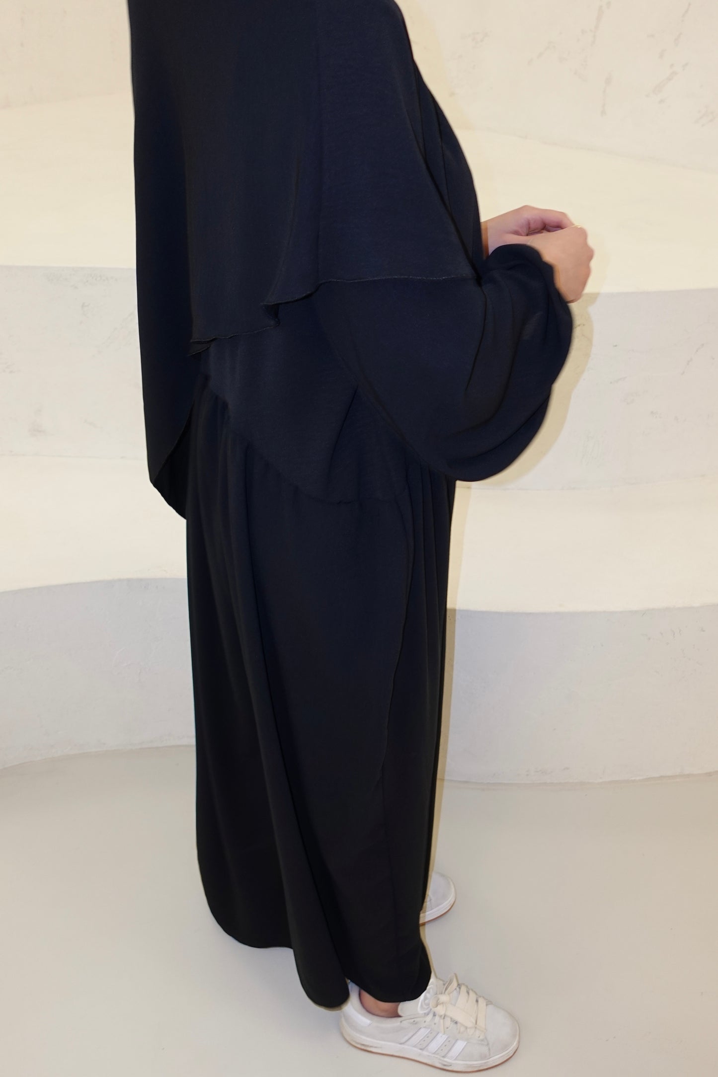 Noor in Schwarz