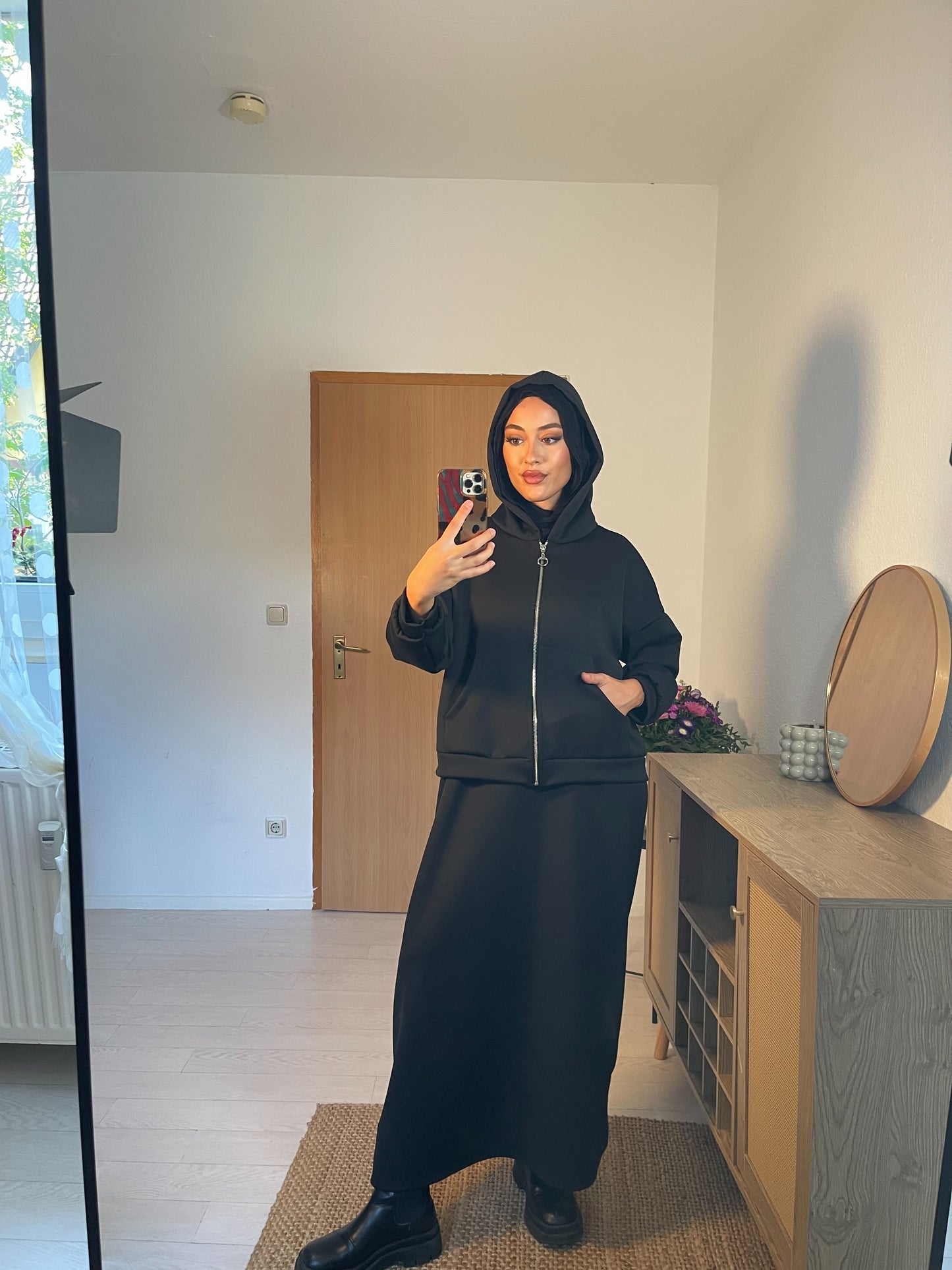 Hoodie Zweiteiler in schwarz