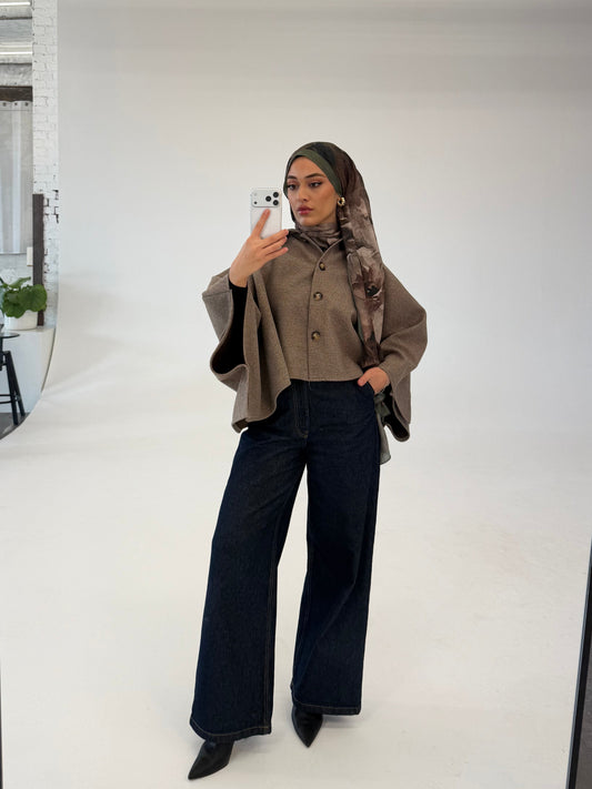 Cape Camelia in taupe