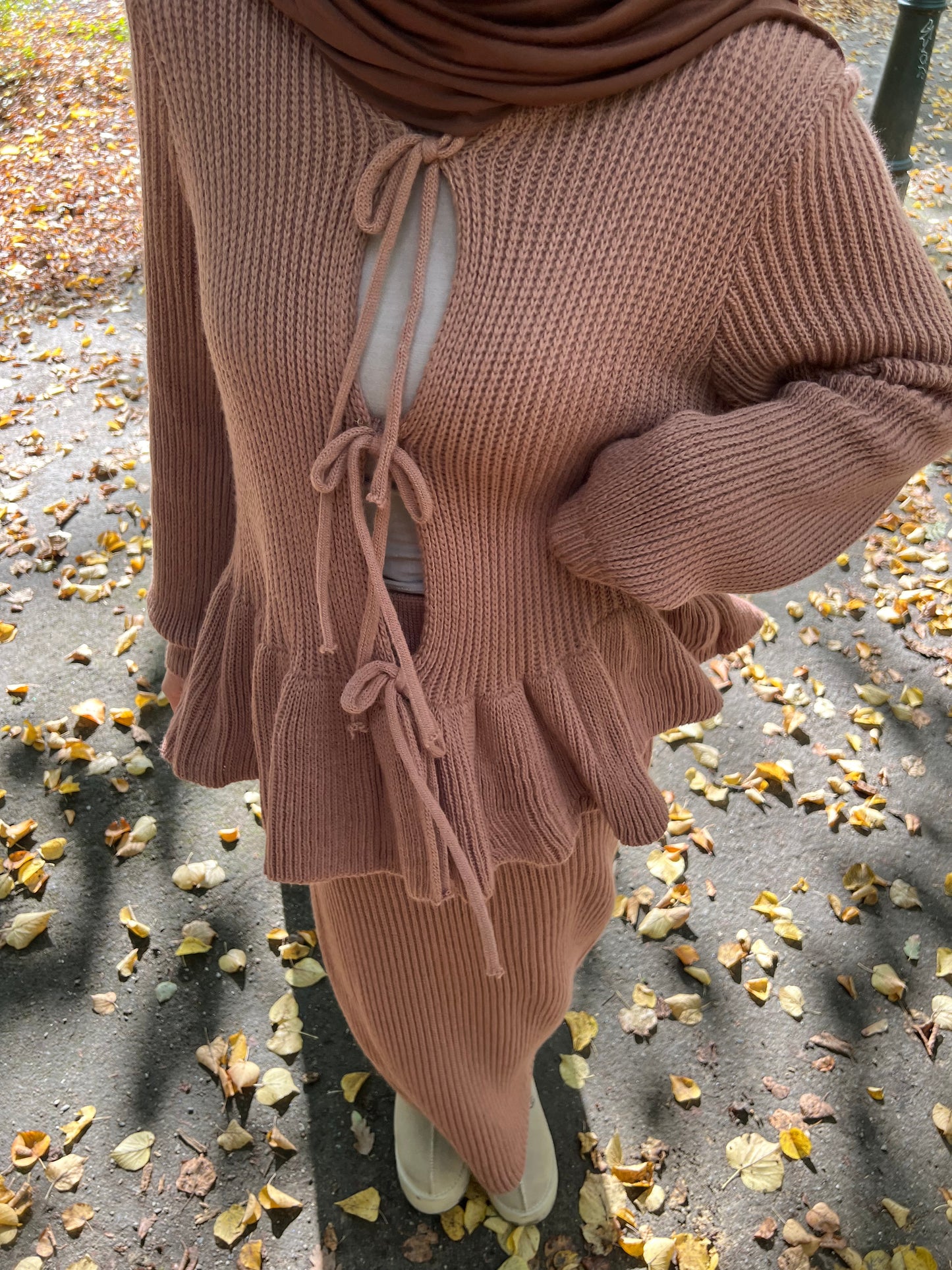 Strickzweiteiler Flora in Walnuts Camel