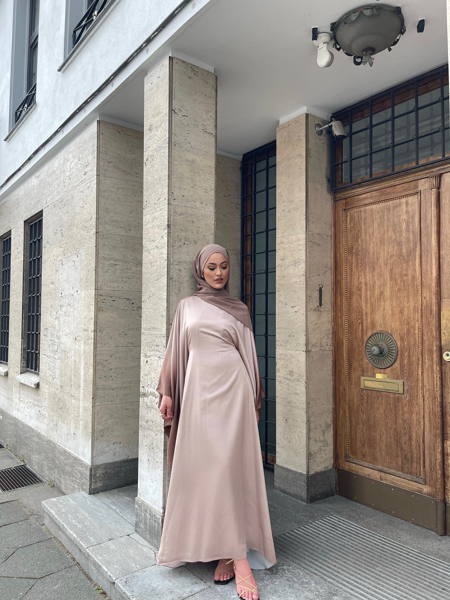 Abaya Ombré in Braun