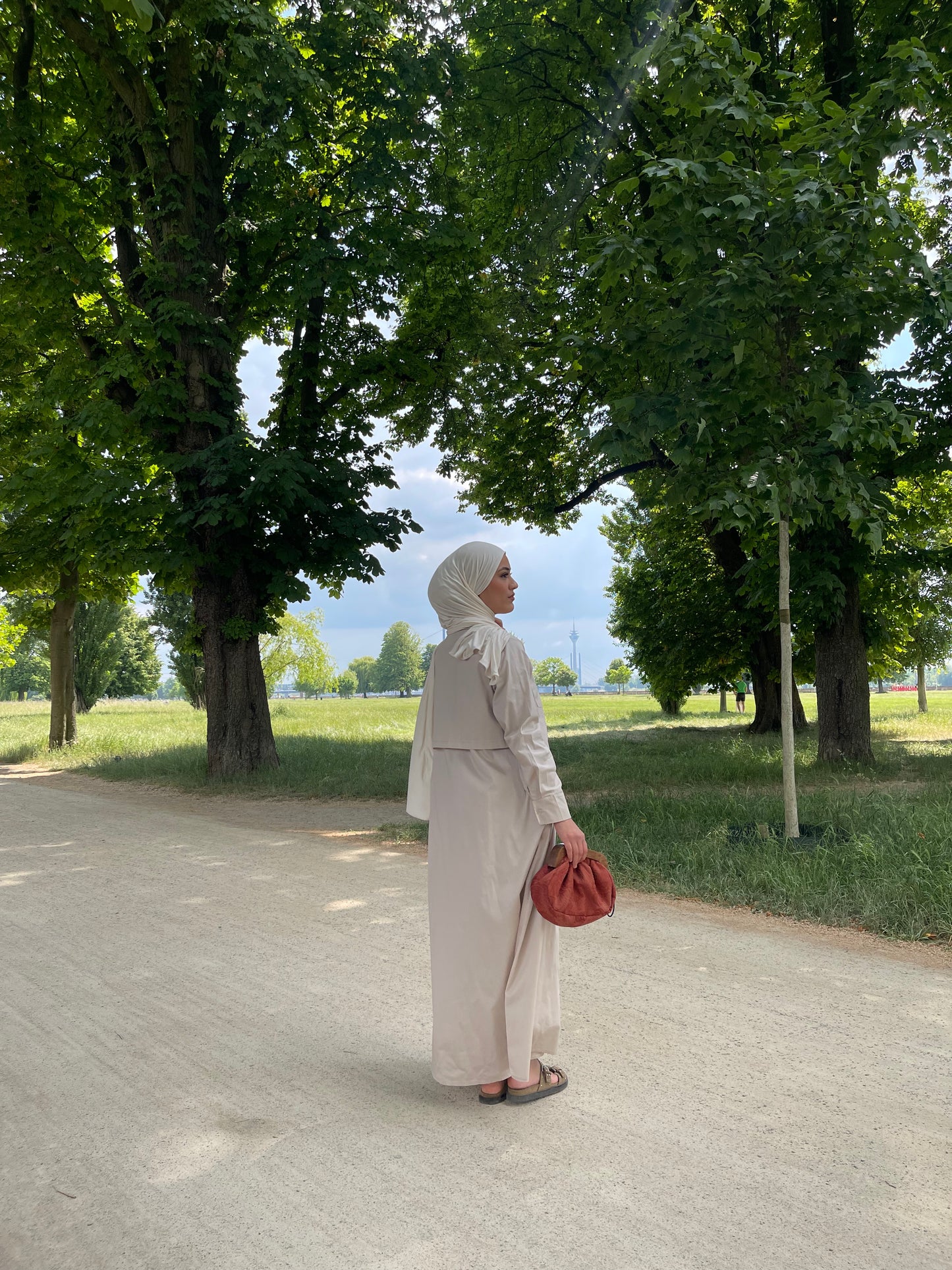 Maxikleid in taupe