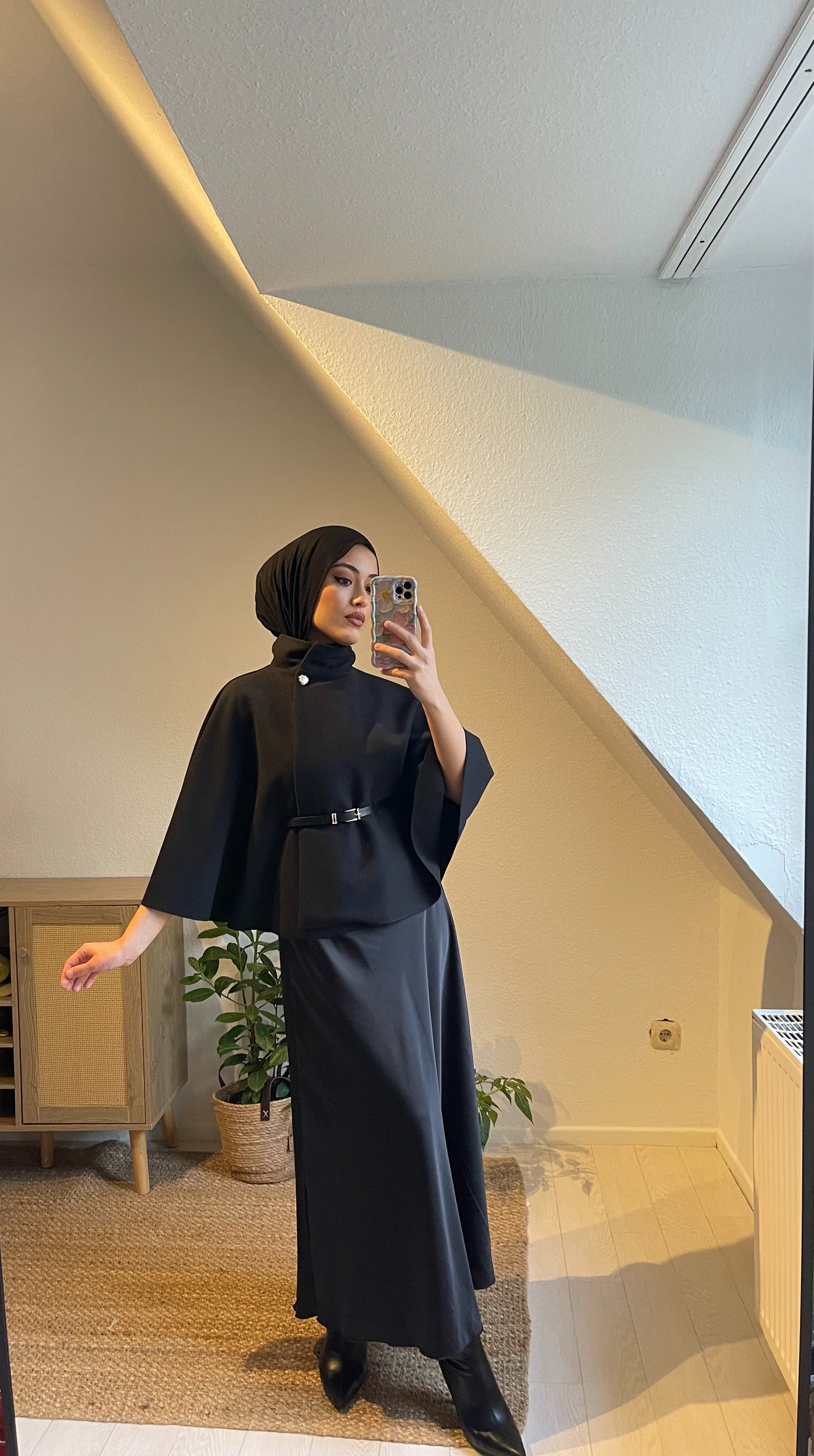 Cape Chic in Schwarz