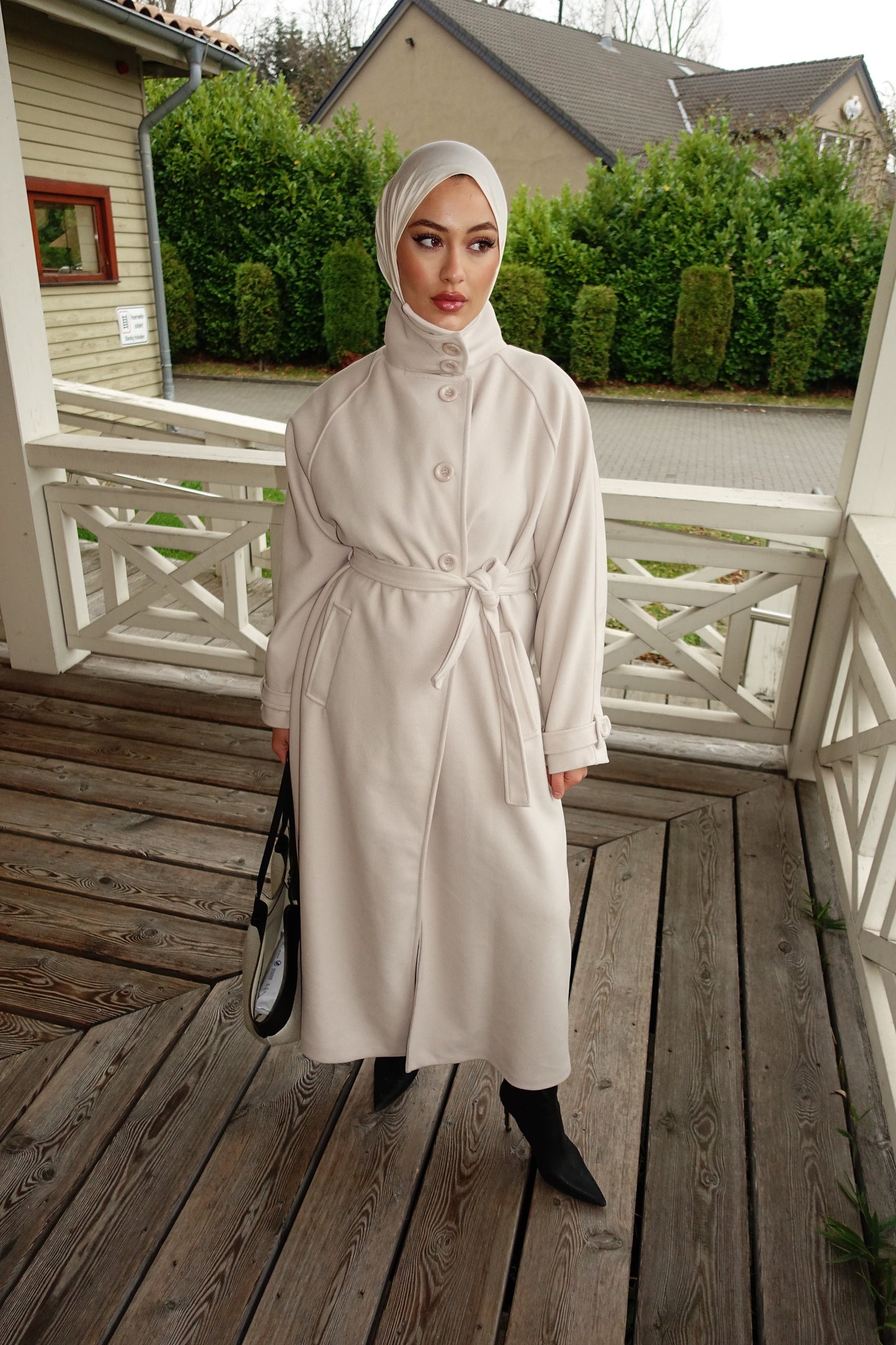 Iconic Mantel in creme