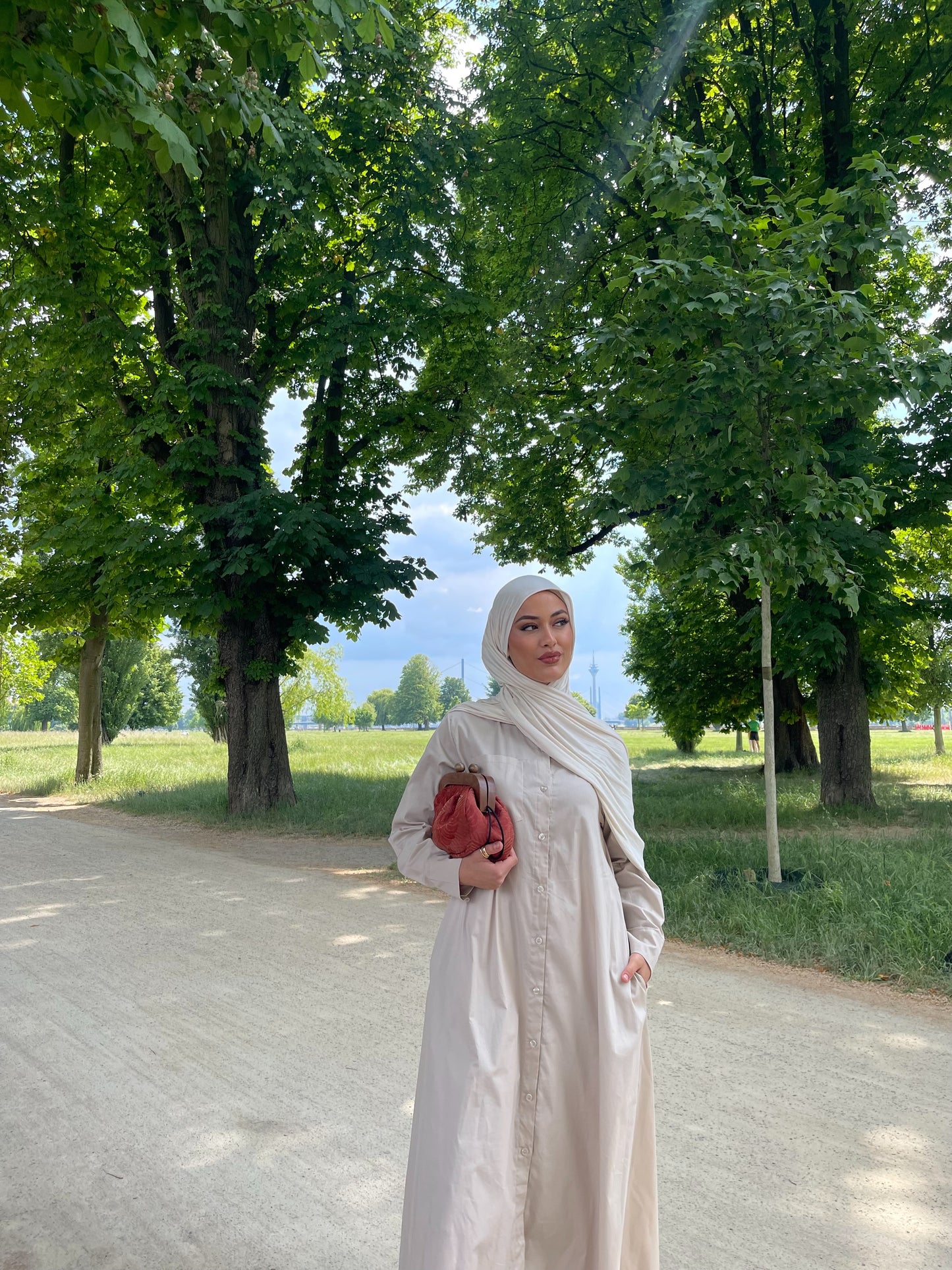 Maxikleid in taupe