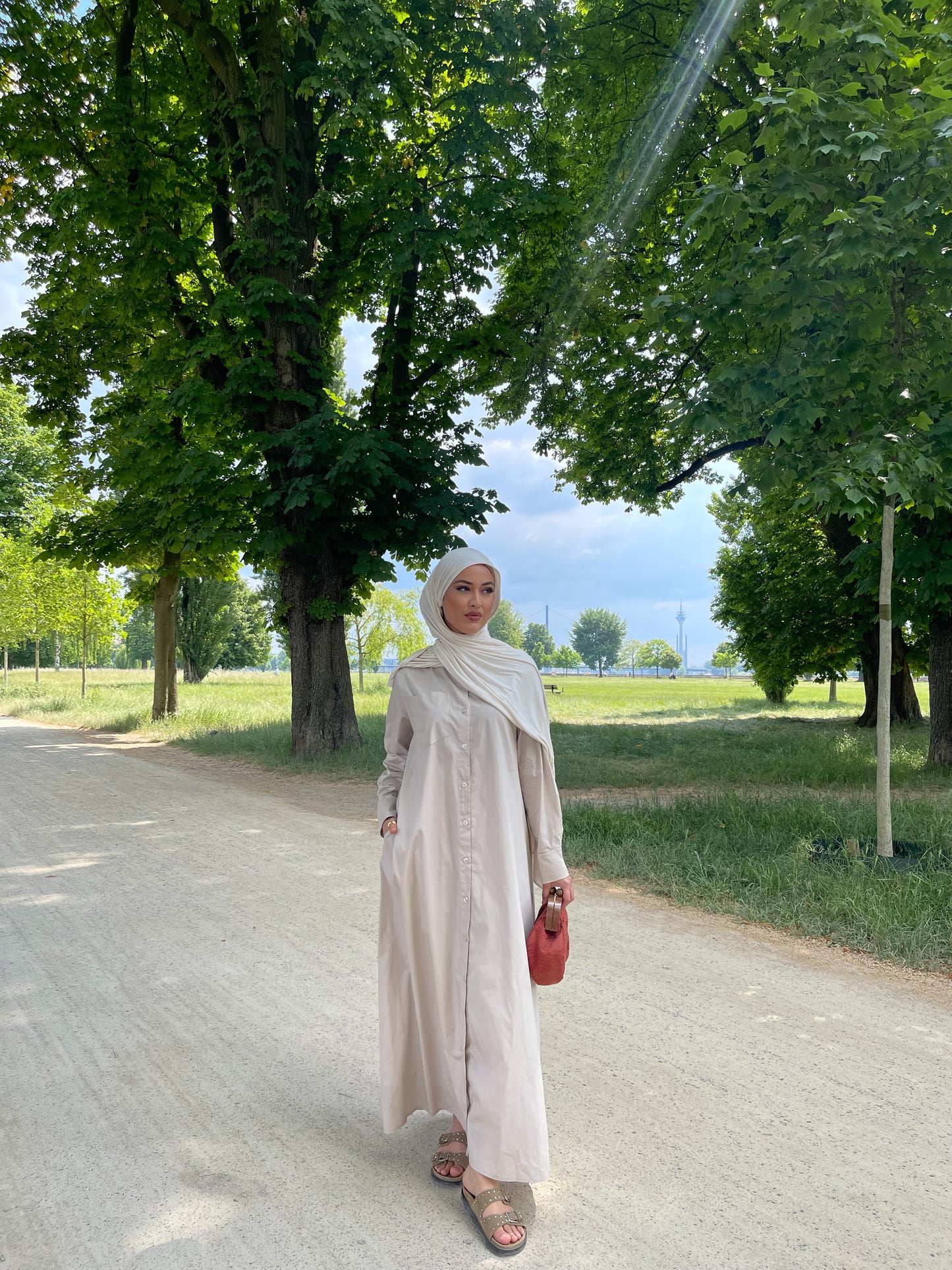 Maxikleid in taupe
