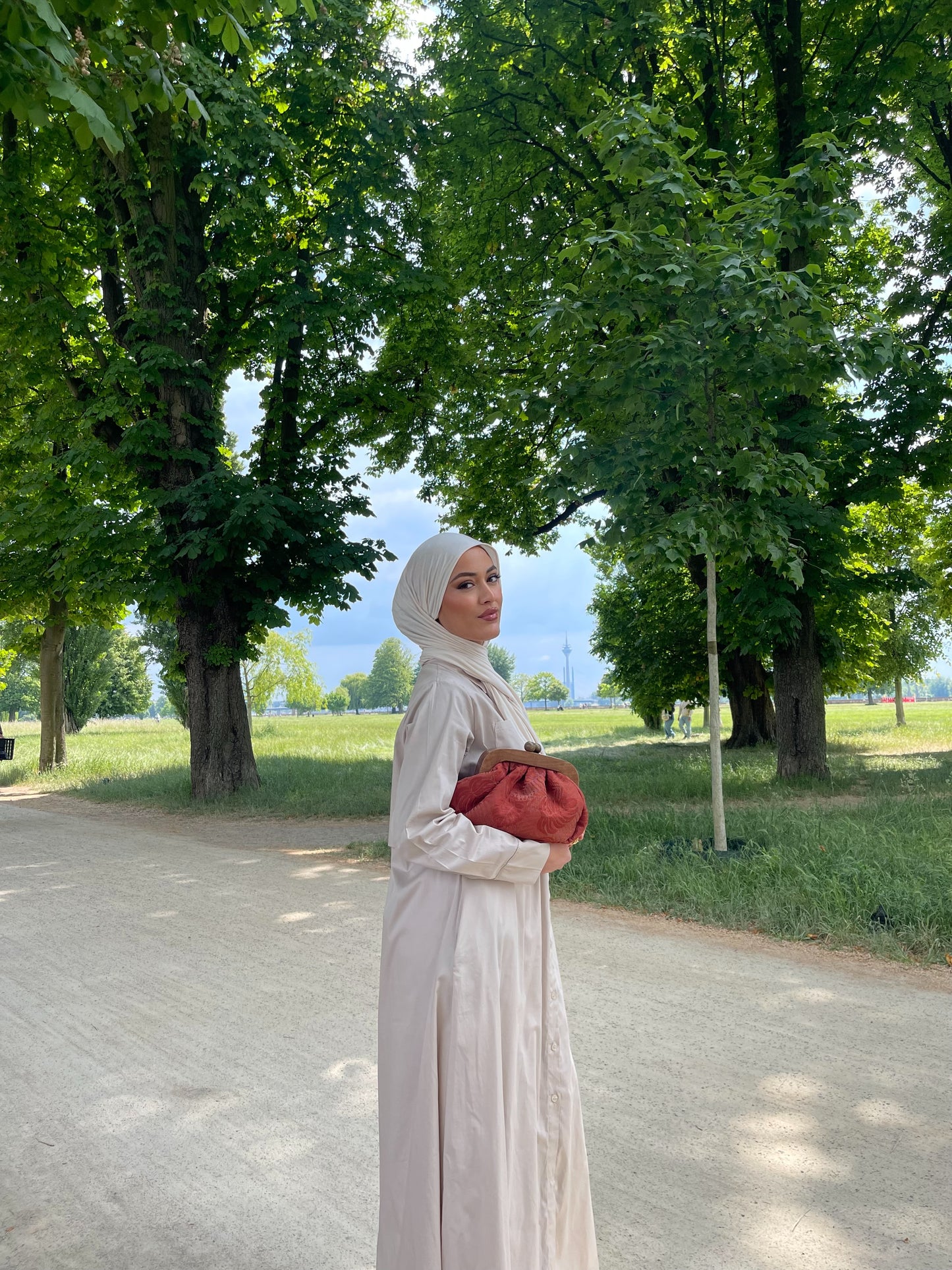 Maxikleid in taupe