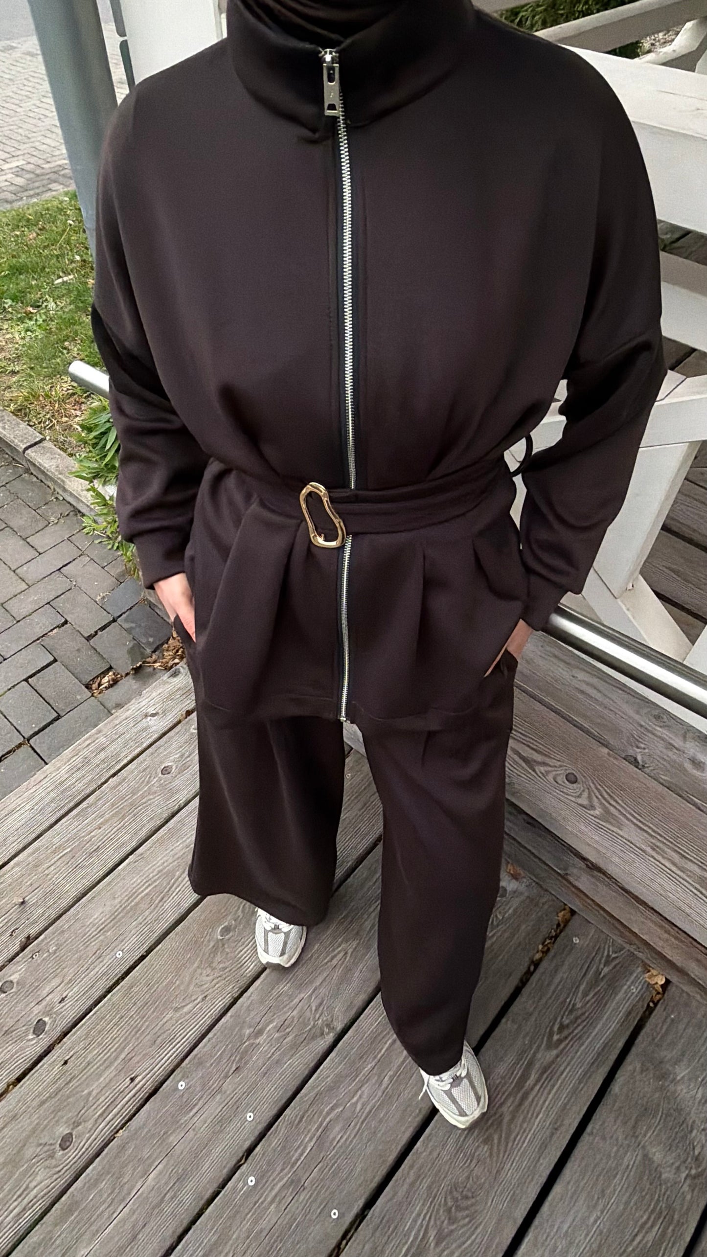 Luxe Zweiteiler in braun