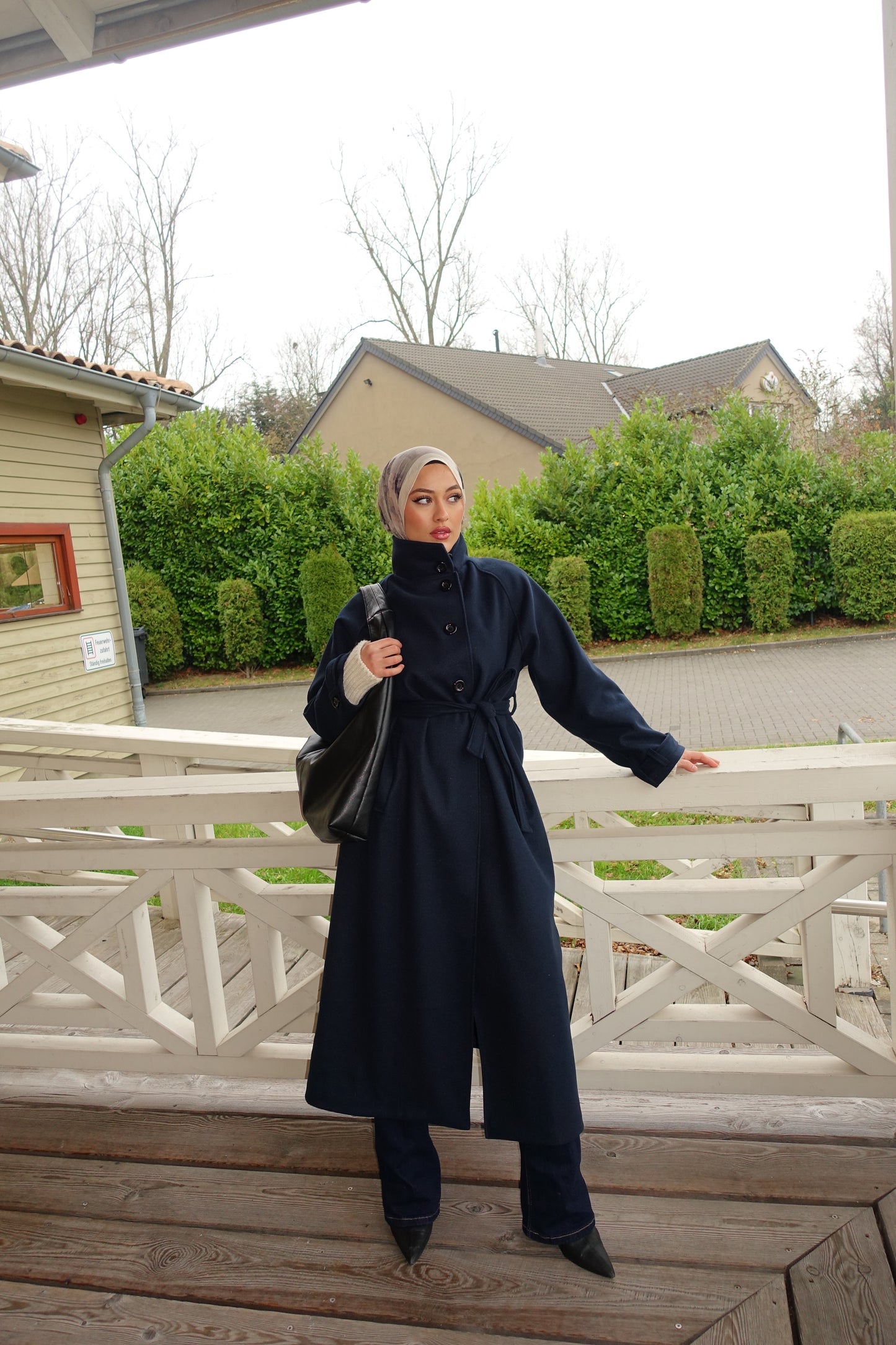 Iconic Mantel in navy