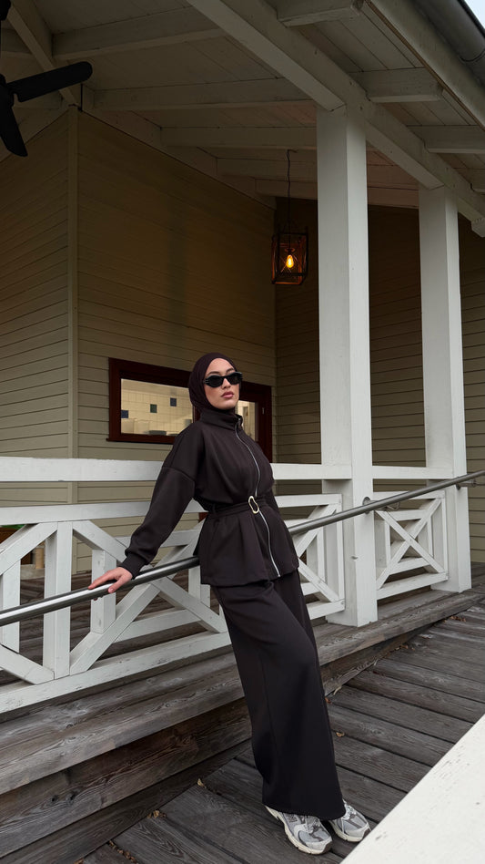 Luxe Zweiteiler in braun