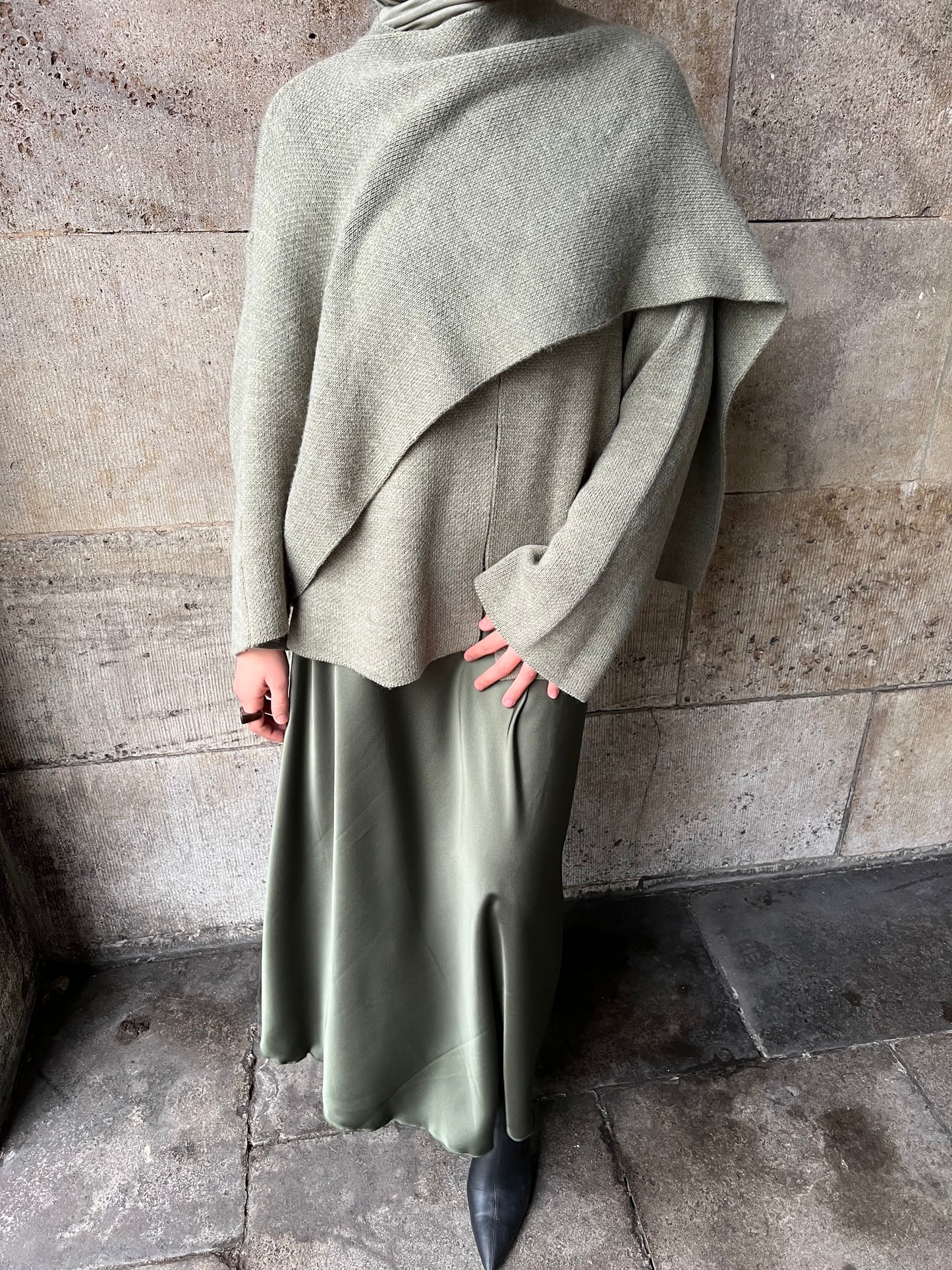 Maxi satin Rock in Khaki