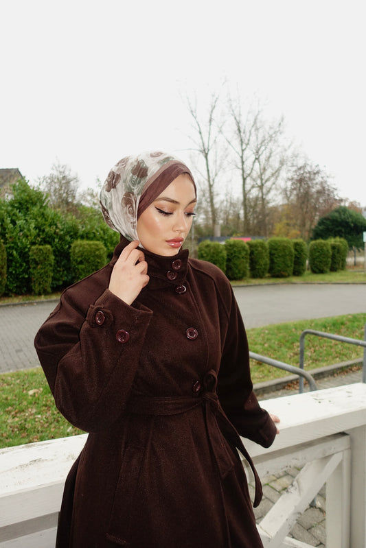 Iconic Mantel in braun