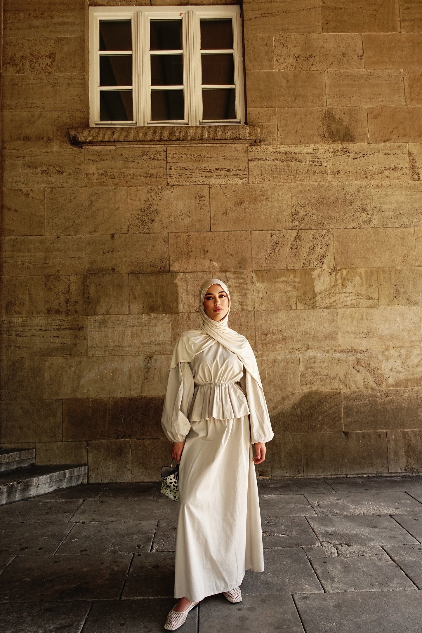 Ivory Zweiteiler in beige